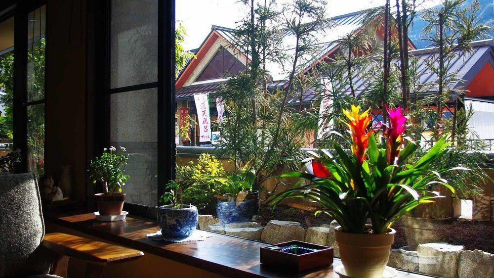 Gero Onsen Yukyunohana Exterior foto