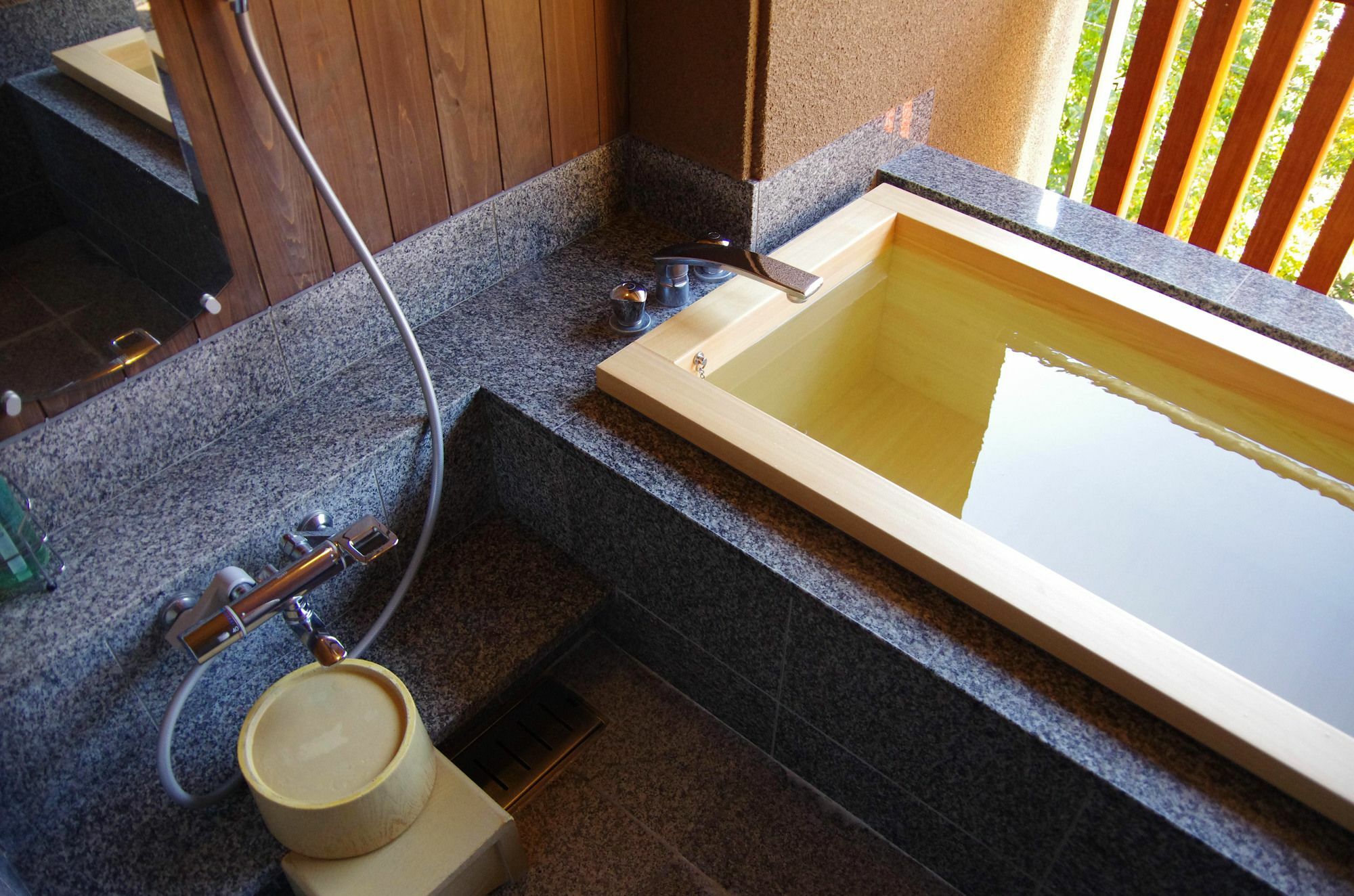 Gero Onsen Yukyunohana Exterior foto